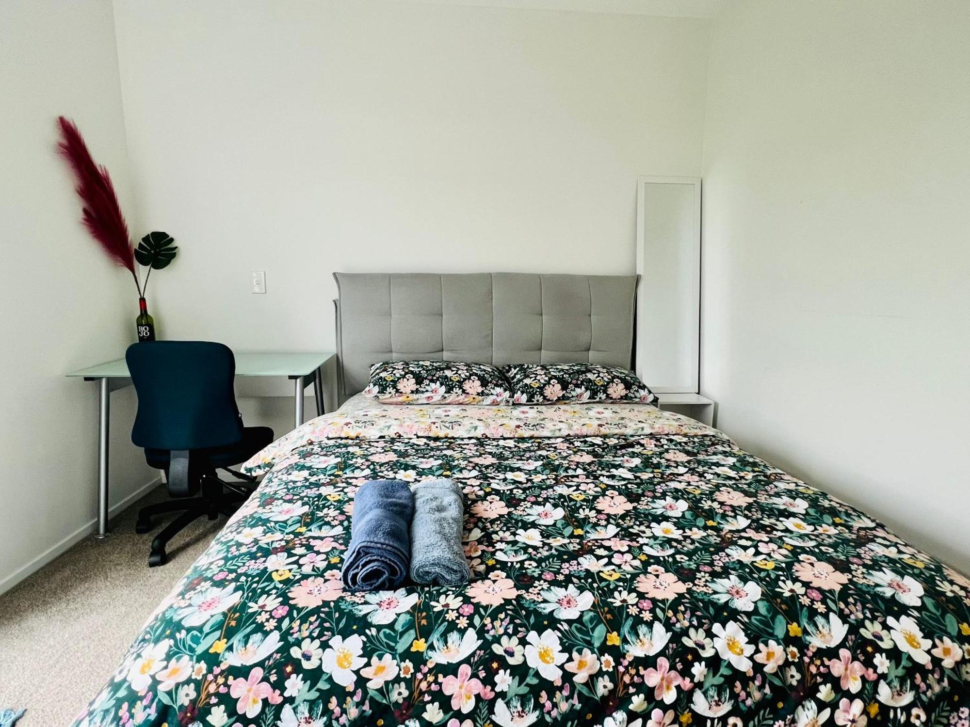 Ln Homestay In Flat Bush Окленд Экстерьер фото