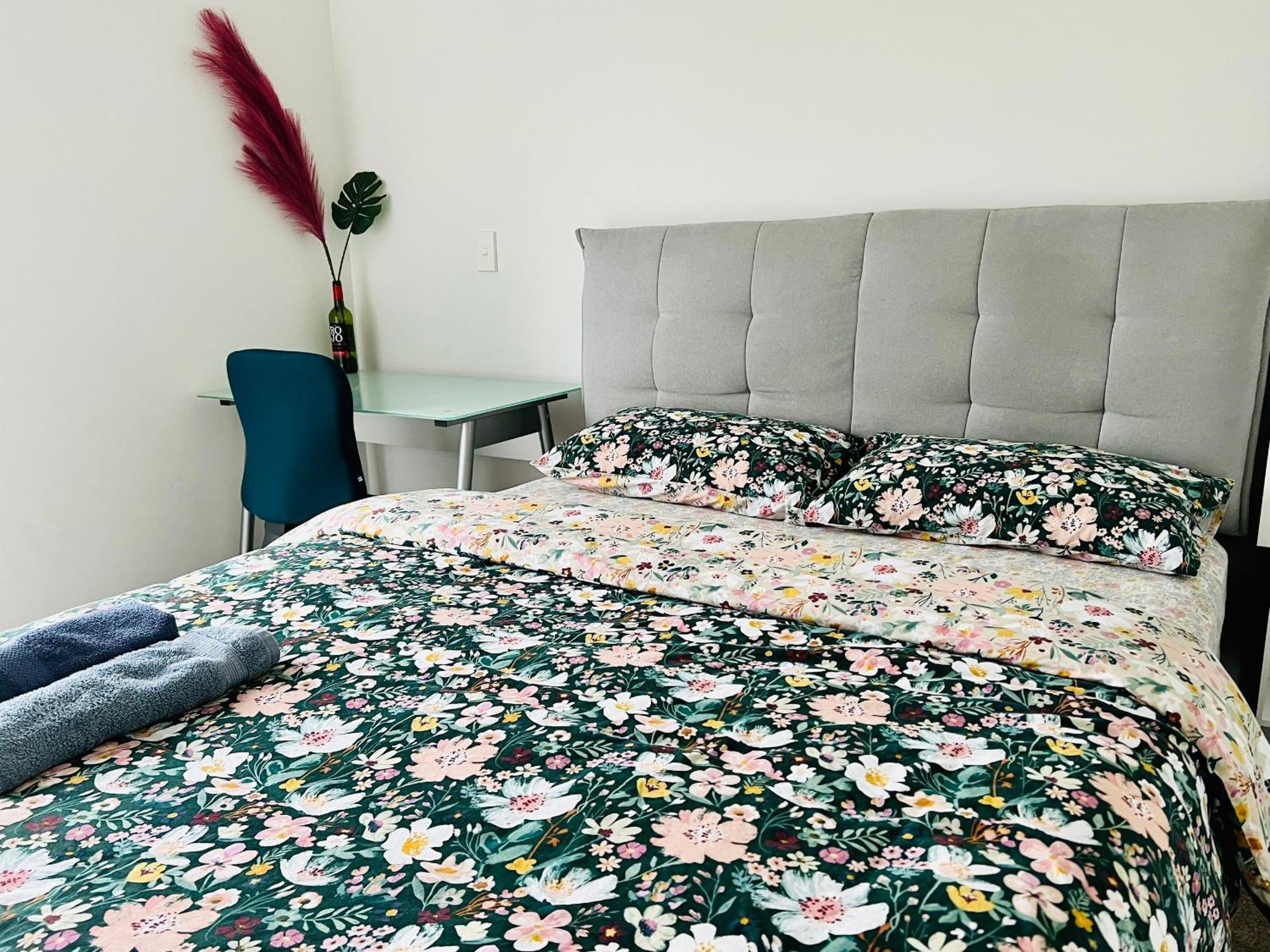 Ln Homestay In Flat Bush Окленд Экстерьер фото